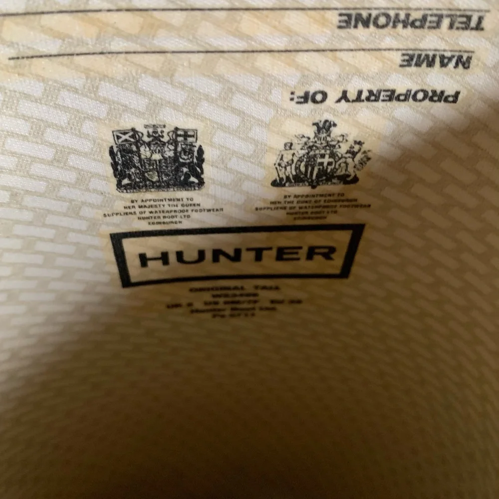 Hunter Wellington Tall Rain Boots  Green SZ 6-7